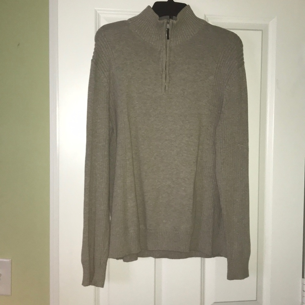 Calvin Klein sweater. Great condition. Large.
